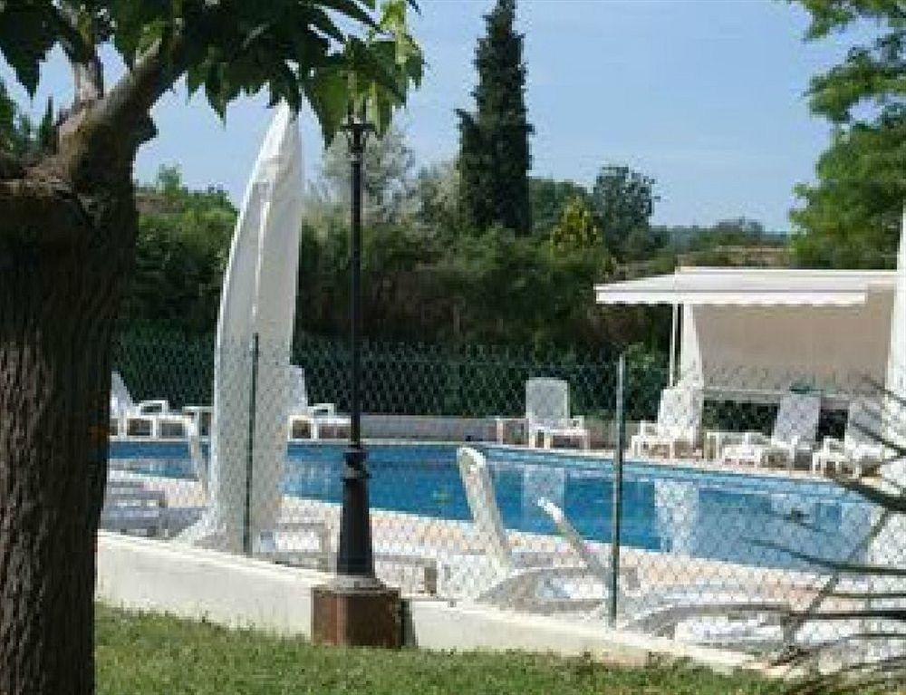 Le Relais Du Lac Montauroux Exterior foto