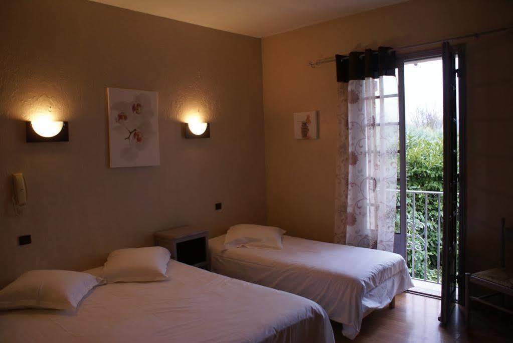 Le Relais Du Lac Montauroux Exterior foto